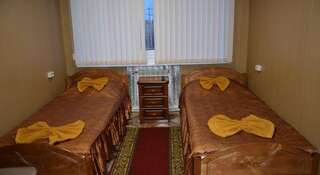 Гостиница Мотель Аист Рославль Бюджетный двухместный номер с 2 отдельными кроватями-3